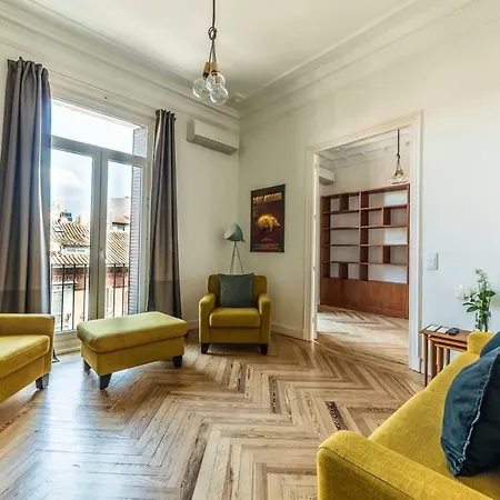 5 Gran Via Deluxe Apartamento