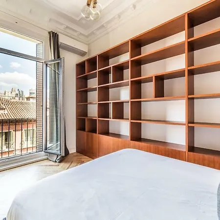 Apartamento 5 Gran Via Deluxe Madrid