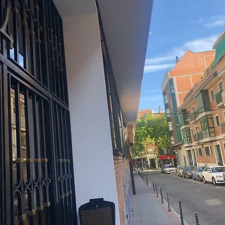 Apartment Al Lado Calle Alcala