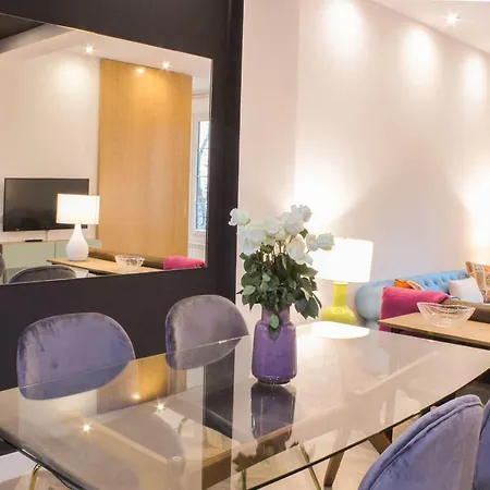 Hébergement de vacances Centro De A Un Paso En Esta Casa De Lujo
