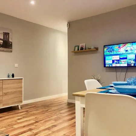 Apartment Apartamento Venancio 2 - Nuevo, A/a, Wifi, Encanto, Bien Comunicado Madrid