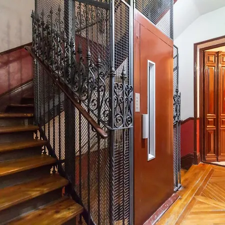 Plaza Mayor Apartment