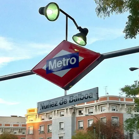 Nunez De Balboa Apartment
