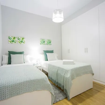 Royal Gran Vía. Apartamento *