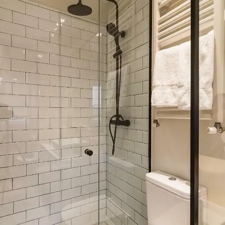 Apartment Comfort & Style In Madrid!!! 3bd 2bth+terrace *