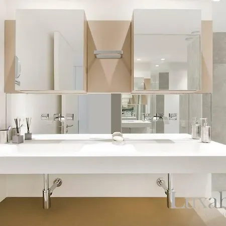 Luxahome Claudio Coello Ii *