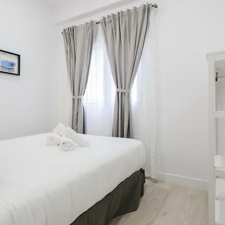 Apartment Charming Puerta De Toledo Madrid