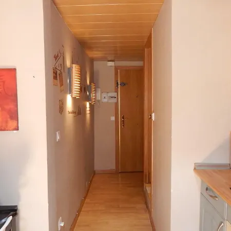 Apartamento Buhardilla En La Calle Mayor... Céntrico Y Con A/a *