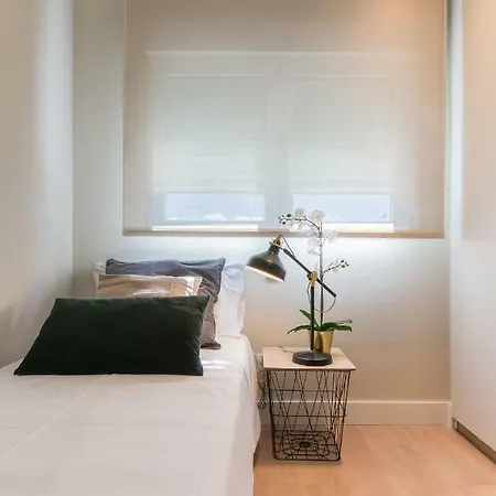 Comfort & Style In Madrid!!! 3bd 2bth+terrace Apartment Madrid