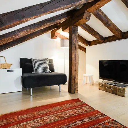 Charming Reina Sofía Apartamento