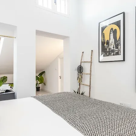 Apartamento Bnbholder Malasaña Es Mia *