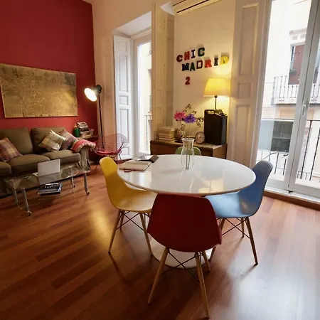 Apartment Chic Center 2 *