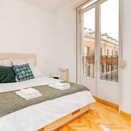 Apartment De Ensueno En Calle Segovia By Batuecas Madrid