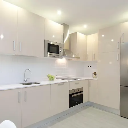 Friendly Madville Apartment *