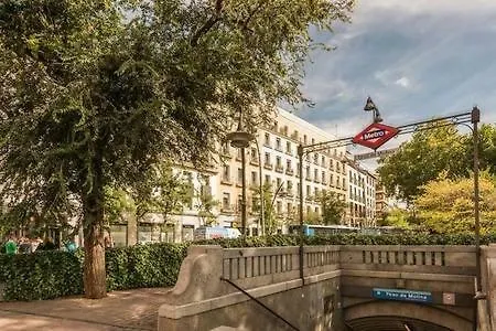 Luxury In Plaza Tirso Molina Apartamento *