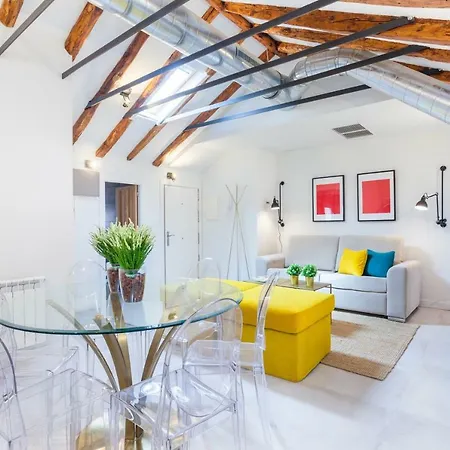 Apartment Friendly Patio *