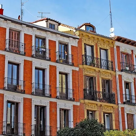 Exclusive Quietness In The Heart Of With Public Parking, Breakfast, 2 Bathrooms * Madrid