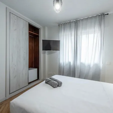 Chalet Alameda De Osuna Maison d'hôtes Madrid