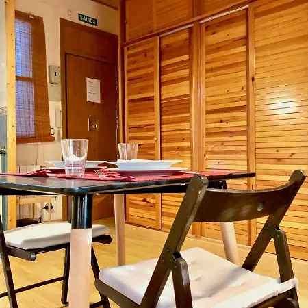 Apartamento Abel - Zona Tranquila Y Muy Bien Comunicado Madrid