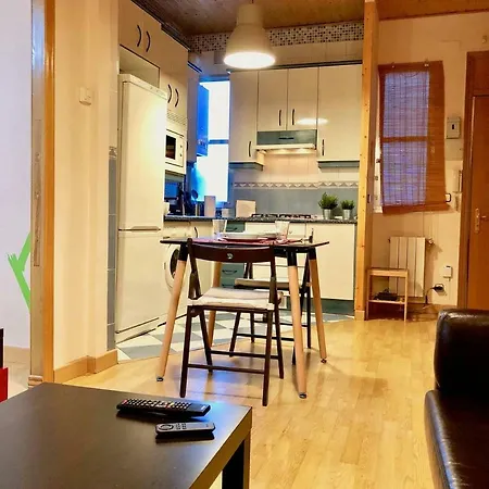 Apartamento Abel - Zona Tranquila Y Muy Bien Comunicado Madrid