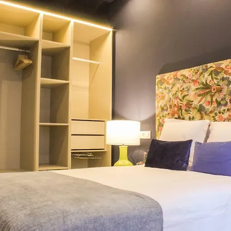 Centro De A Un Paso En Esta Casa De Lujo Hébergement de vacances Madrid