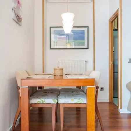 Super Duplex Ifema - Aeropuerto Apartment Madrid