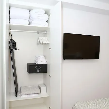 Aparthotel New Point Opera 3*