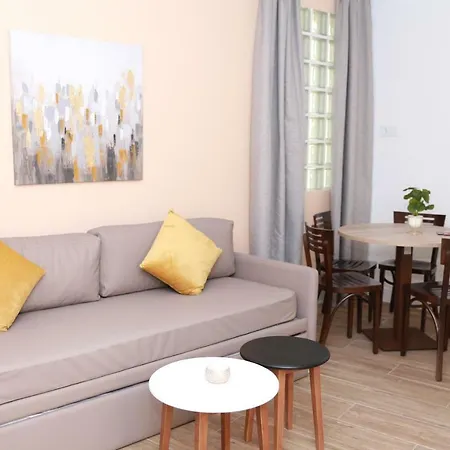 Aparthotel New Point Opera 3*