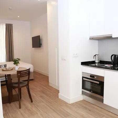 New Point Opera Aparthotel