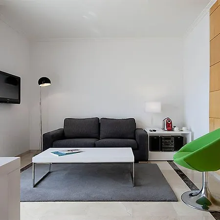 Nh Prisma Hotel