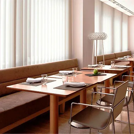 Hotel Nh Prisma 4*