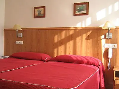Ah Liceo - Arturo Soria Centro Hotel 4*