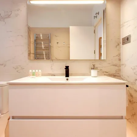 Apartment Principe Letras By Madflats Collection *