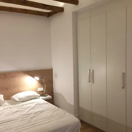 Great With Excellent Location Apartment