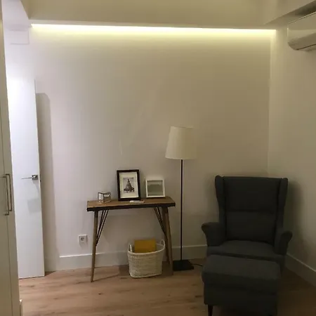 Great With Excellent Location Apartment *