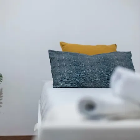 Apartment Chamberi - Plaza De Quevedo I - Elevenhost Madrid
