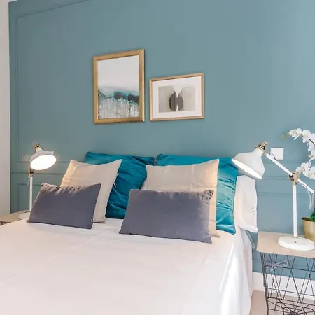 Comfort & Style In Madrid!!! 3bd 2bth+terrace Apartment