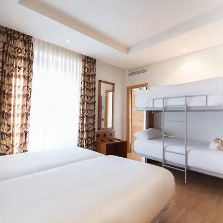 Petit Palace Preciados 3*