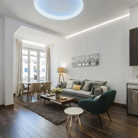 Apartment Dobo Gran Via *