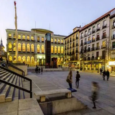 Museo Reina Sofia Apartment *
