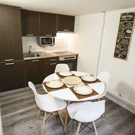 Forever Young Puerta Del Sol Apartment