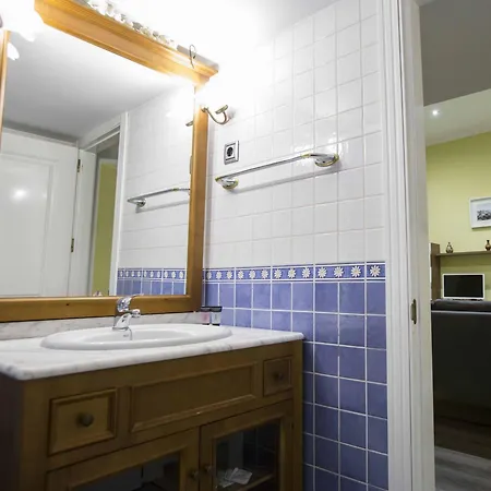 Forever Young Puerta Del Sol Apartment
