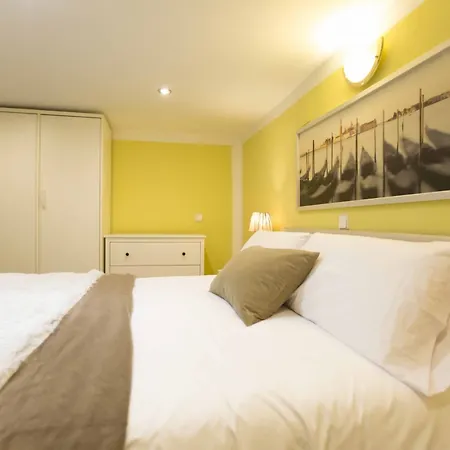 Apartment Forever Young Puerta Del Sol *