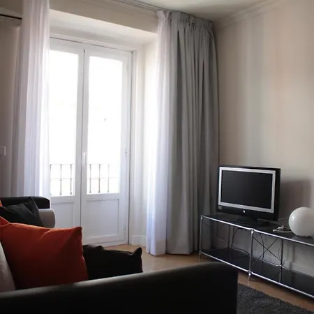 Metropol Konukevi 5*