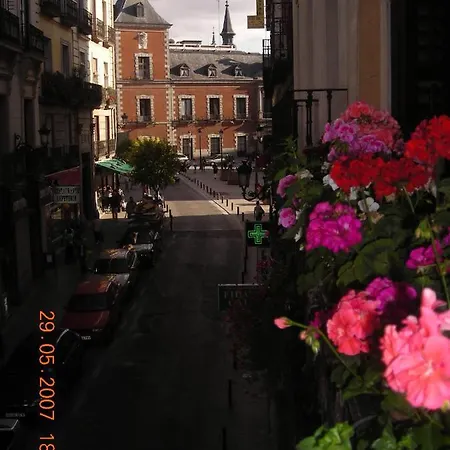 Comercial Pensión Madrid