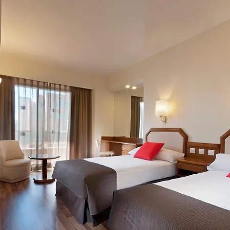Senator Barajas Hotel 4*