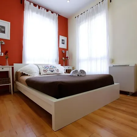 Apartment Tirso De Molina Madrid