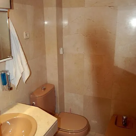 4 Caminos Apartment Madrid