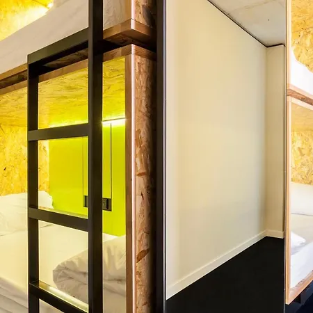 Hostel Bastardo
