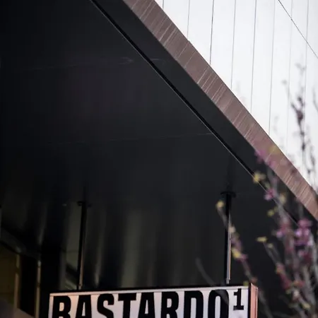 Bastardo Hostel